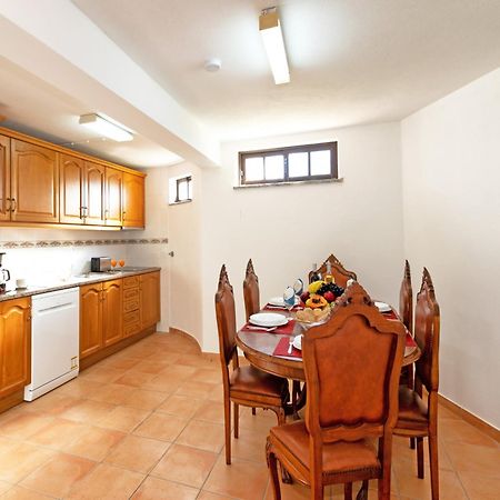 Charming Villa In Albufeira With Private Pool Bagian luar foto