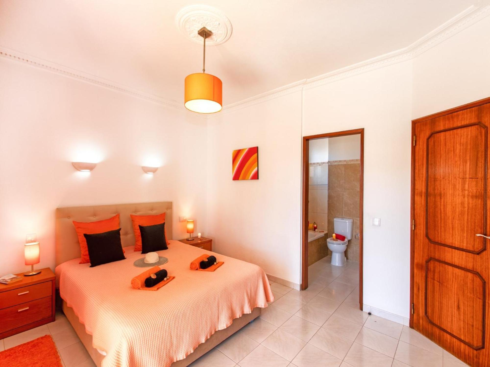 Charming Villa In Albufeira With Private Pool Bagian luar foto