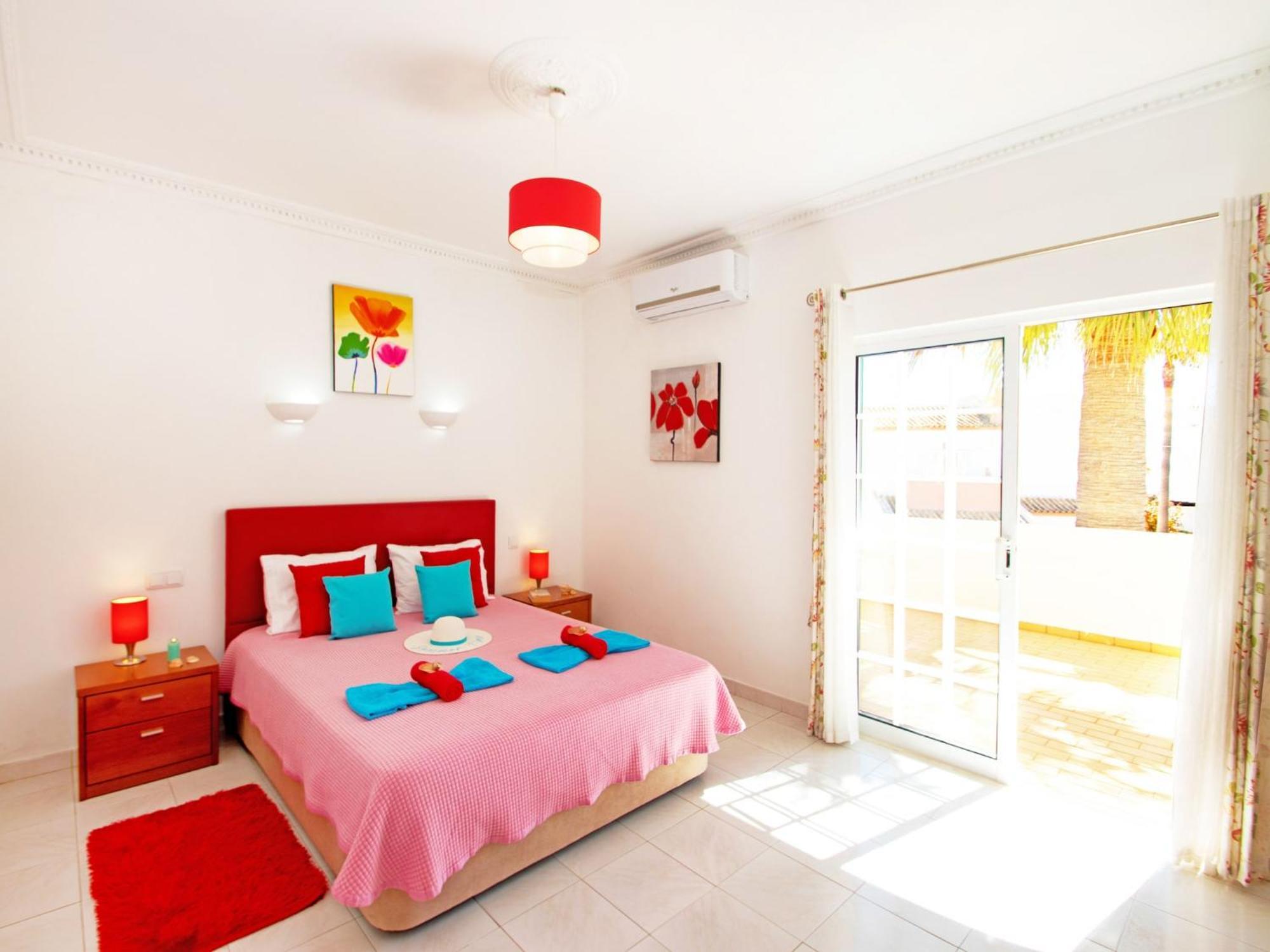 Charming Villa In Albufeira With Private Pool Bagian luar foto