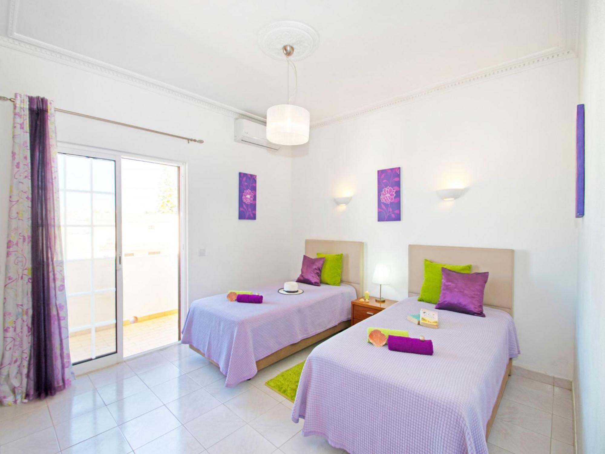 Charming Villa In Albufeira With Private Pool Bagian luar foto