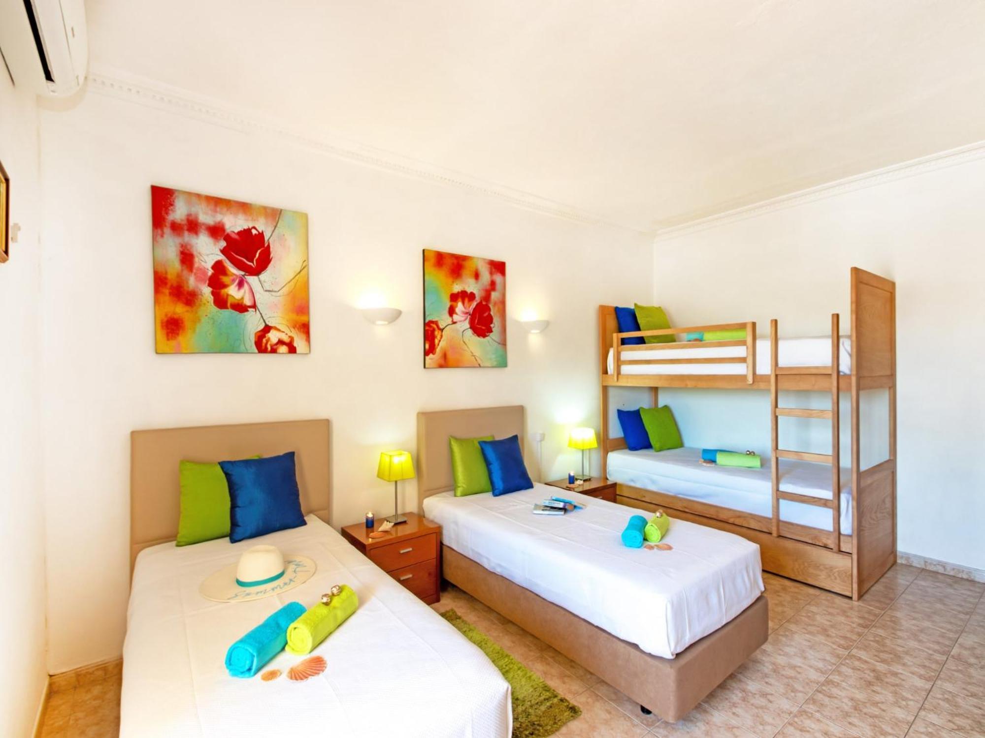 Charming Villa In Albufeira With Private Pool Bagian luar foto