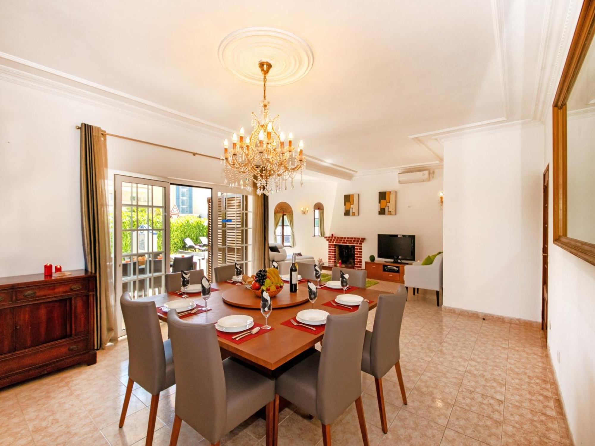 Charming Villa In Albufeira With Private Pool Bagian luar foto